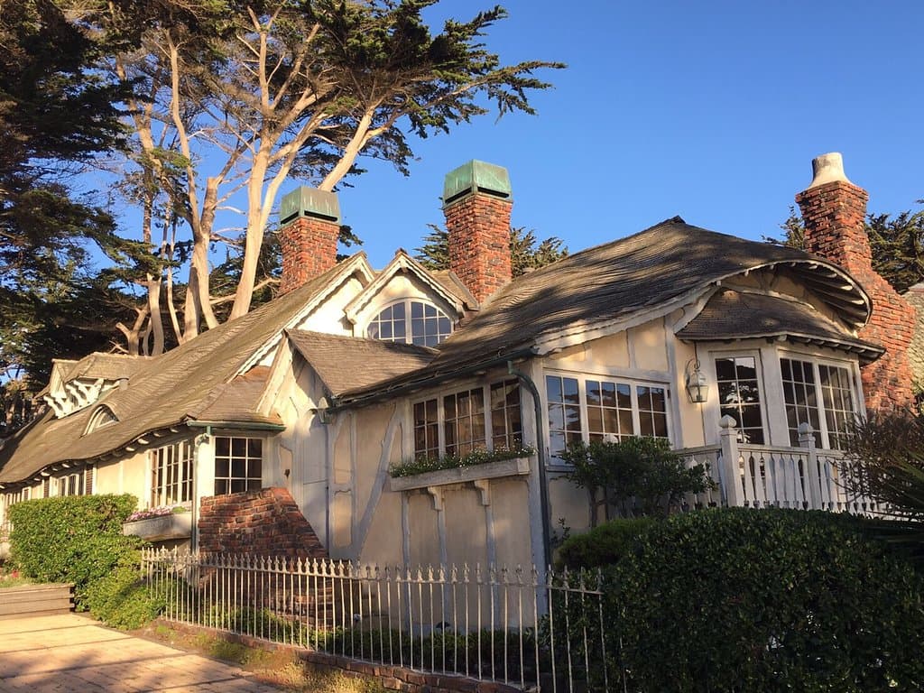 Comstock Fairy-Tale Cottages