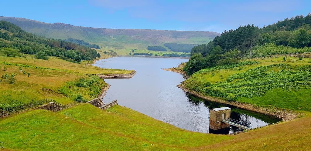Dove Stone Reservoir Greenfield