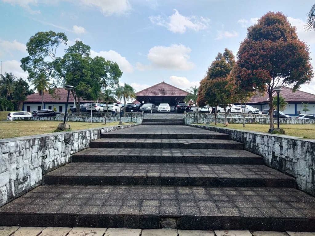 Tering Bay Golf and Country Club