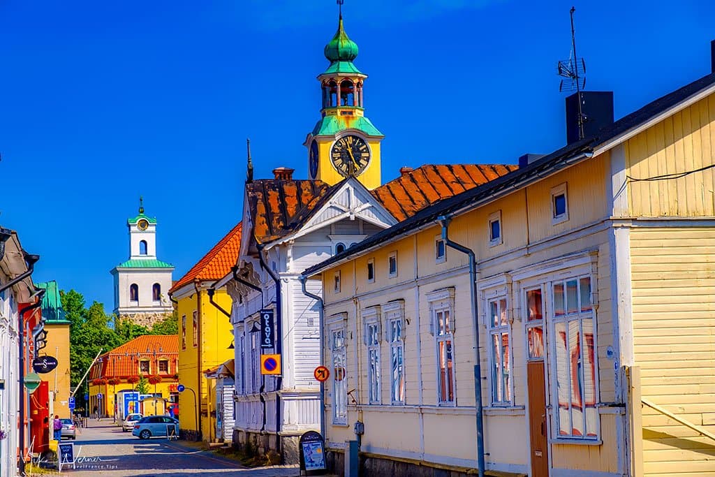 Seen from the street