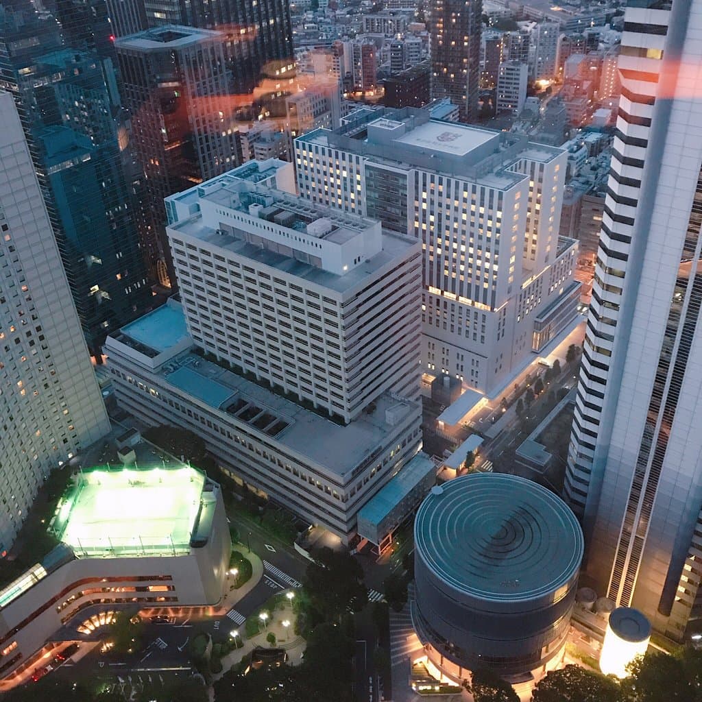 Shinjuku Sumitomo Building Sankaku Hiroba