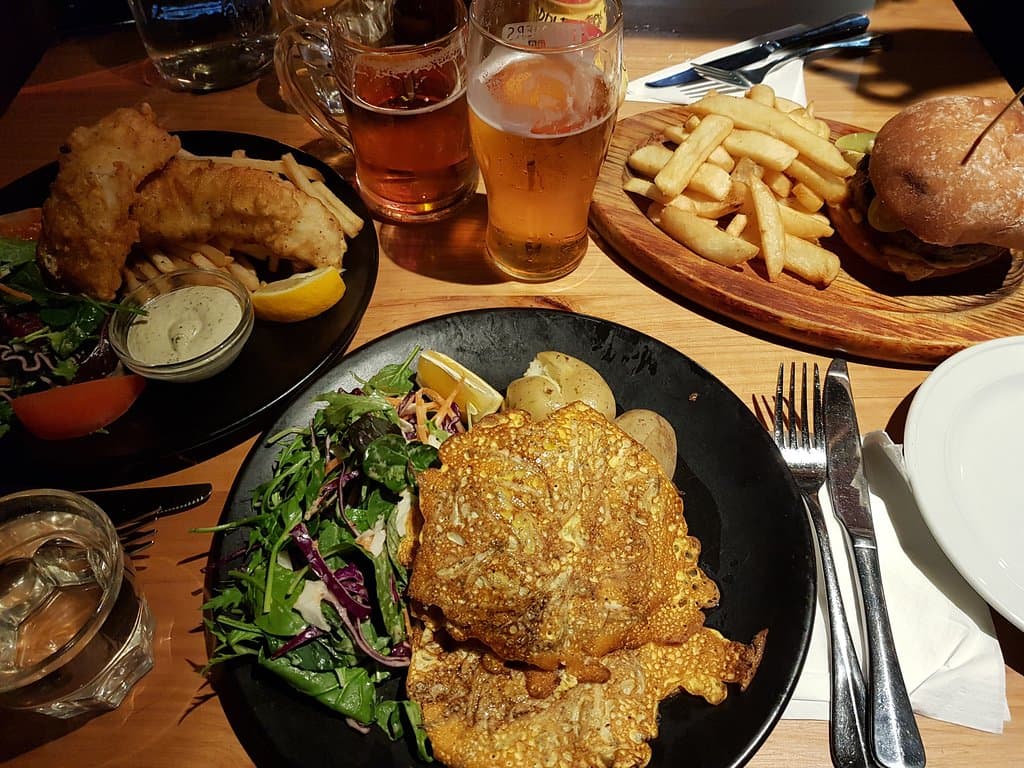 Blue cod & chips, Whitebait fritter, Hamburger