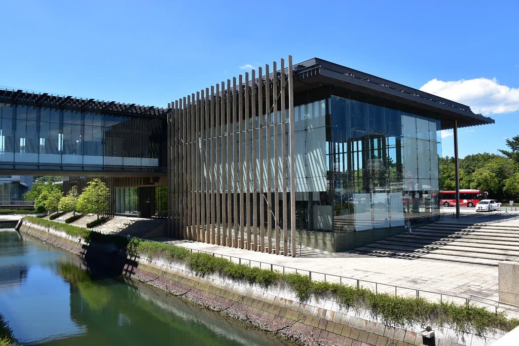 長崎県美術館
