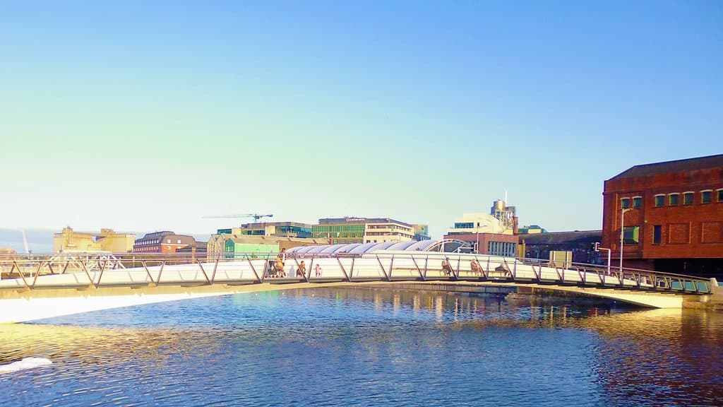 The central seating on either side of the bridge - rest a while ! 