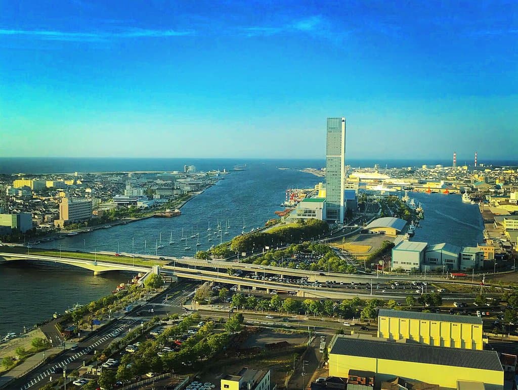 Niigata Nippo Media Ship