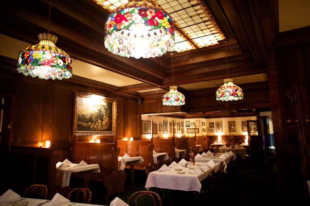 Jake's Famous Crawfish Dining