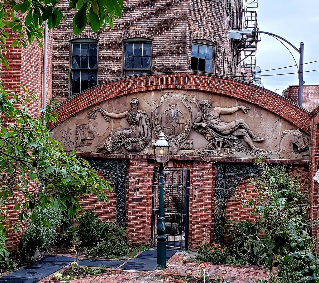 The Peale Center