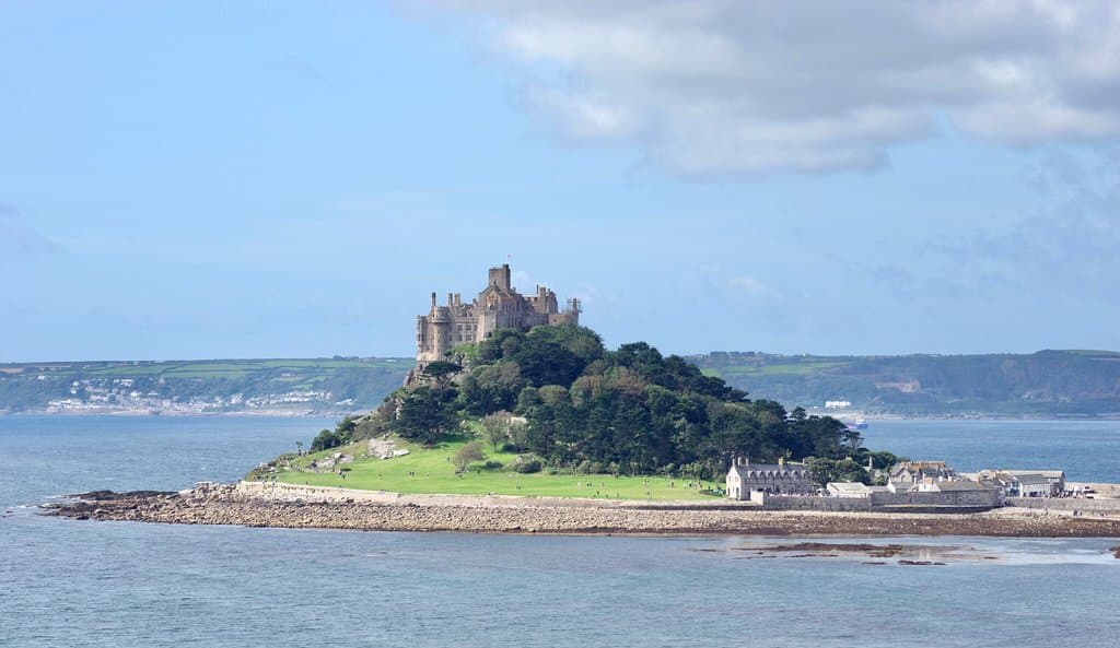 Will say is one of the most visited attractions in Cornwall.Very beautiful island most especially when the sea is filled up.A great place for photography on a good weather.A lot of history to learn on your visit and you will be tempted to go back again even if you’ve visited there before.On our first day the water was full so we walked to the first rocky Island for a lot of photography before using the boat to the island with a small fee.After a tour on the Island we walked back through the sea