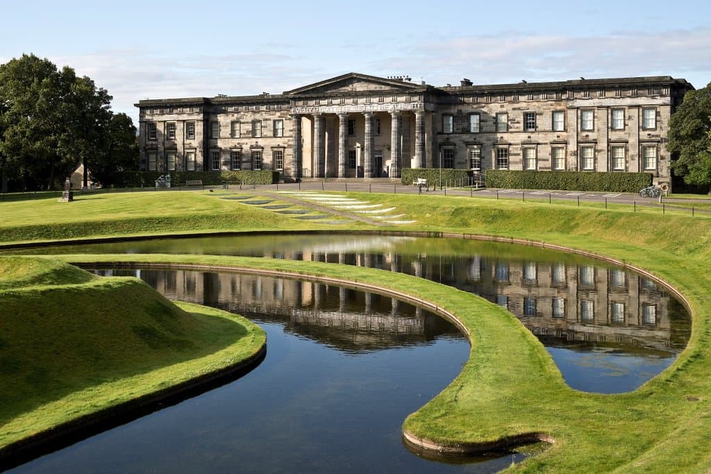 The Scottish National Gallery: Modern One. 
Photo by Keith Hunter. 