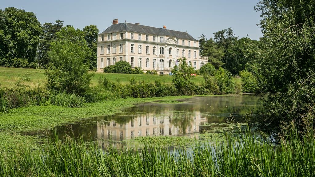 Le Château du parc de l'Isle Briand