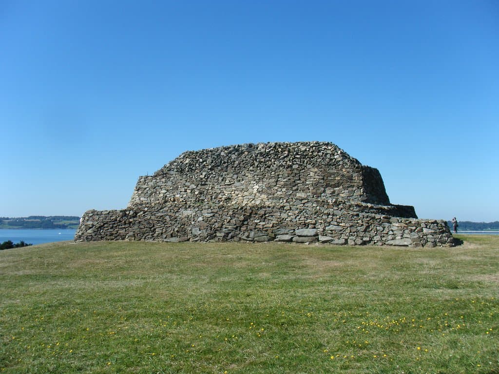 Cairn of Barnenez