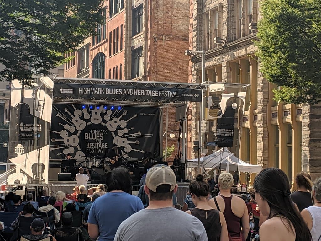There's always live music going on in downtown Pittsburgh!
