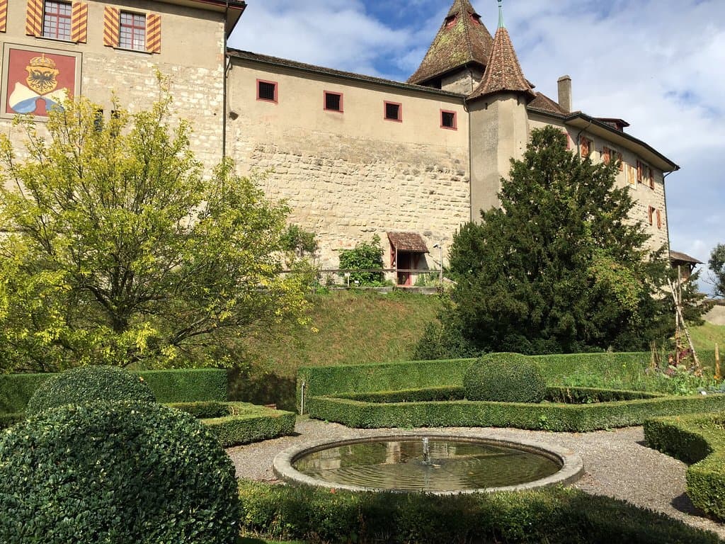 Sennhof–Kyburg Hängebrücke