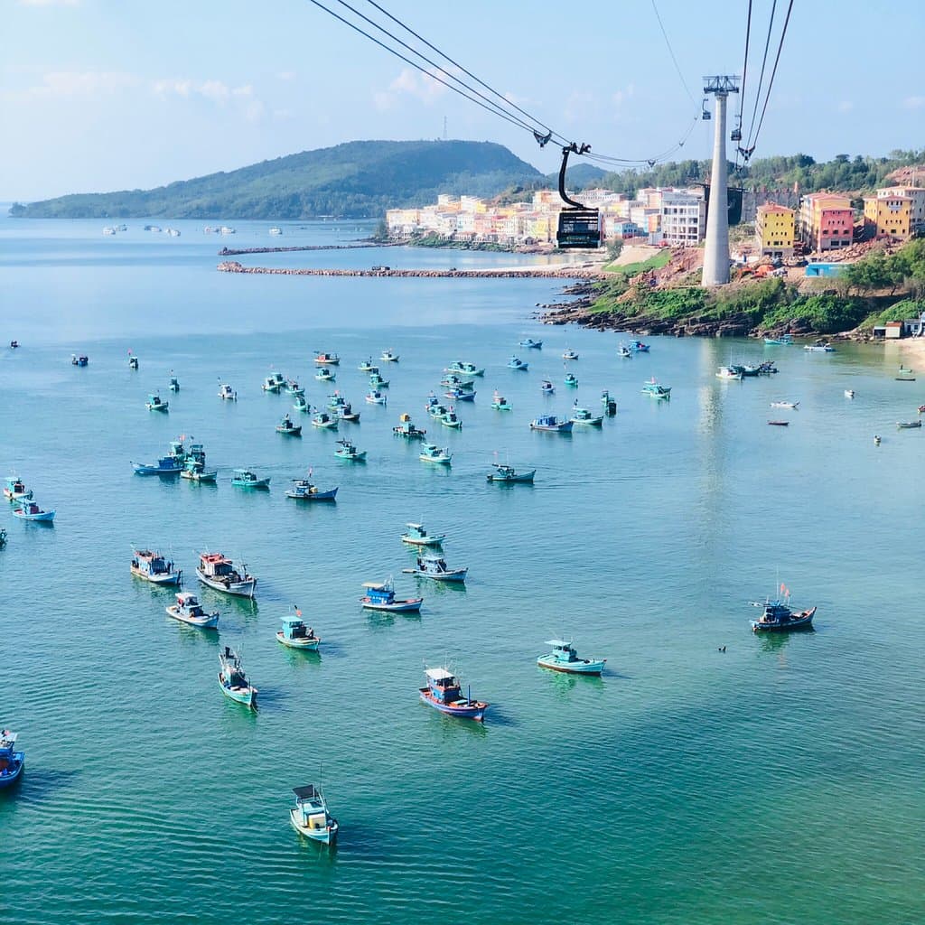 Cáp treo Hòn Thơm