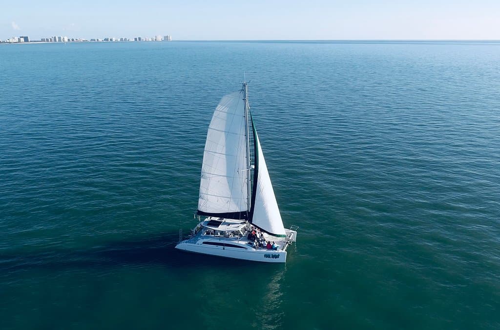 Heading out for a perfect day of sailing!