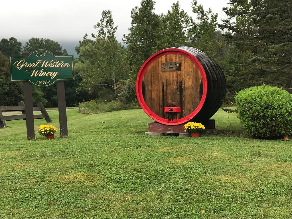 Nice place for photos just off the parking area.