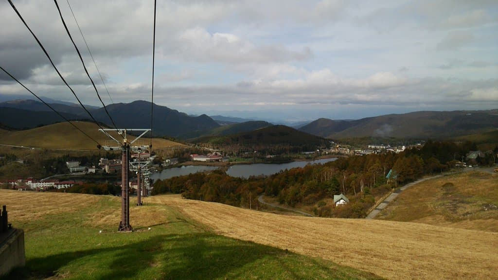 無積雪期のスキー場から