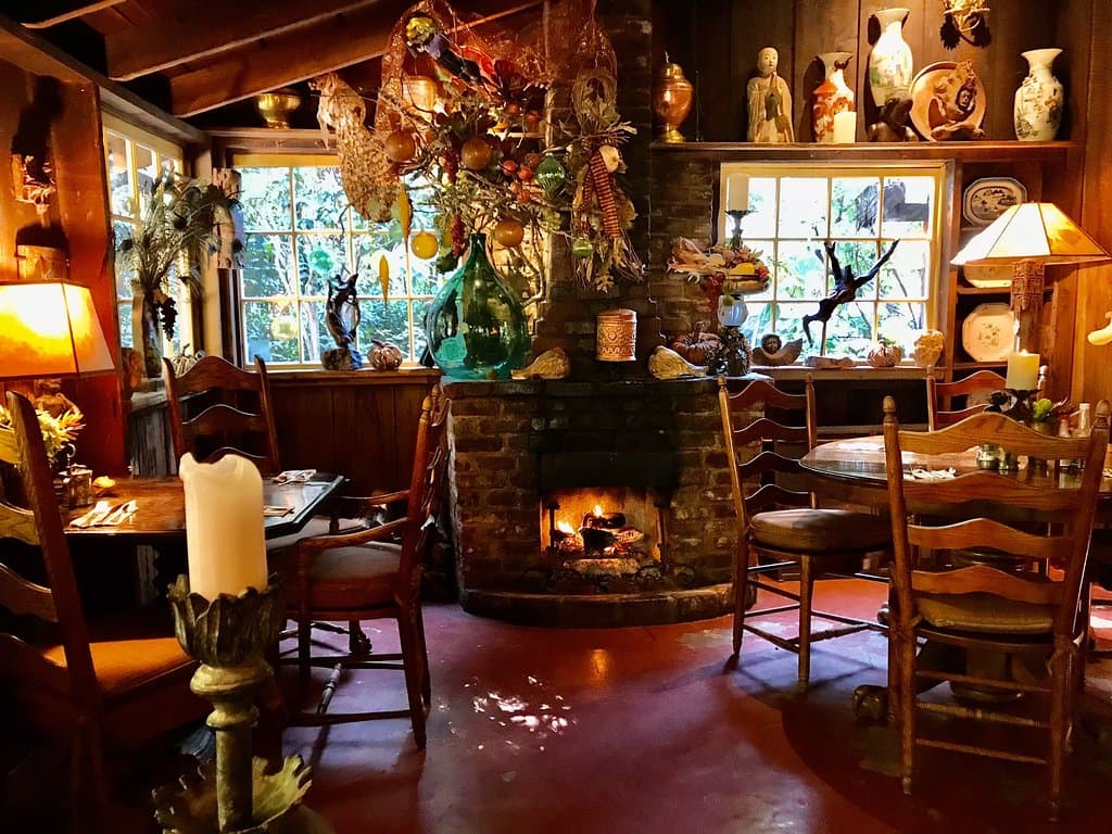 Deetjen's Restaurant