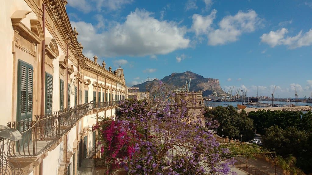 Il fronte a mare di Palazzo Butera