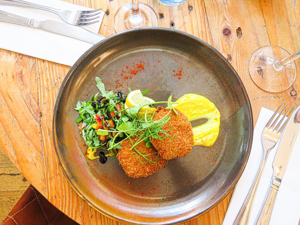 Portland Crab & Chilli Cakes