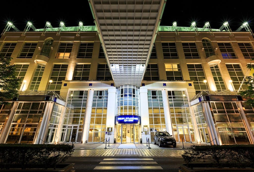 Facade principale de l'établissement