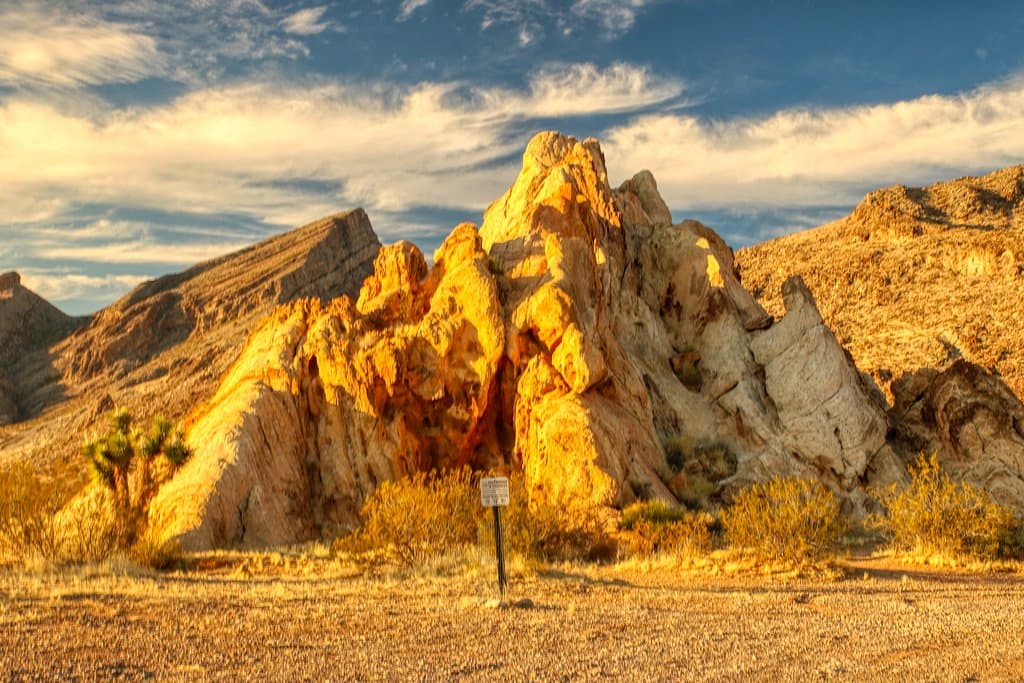 Beautiful desert scenery