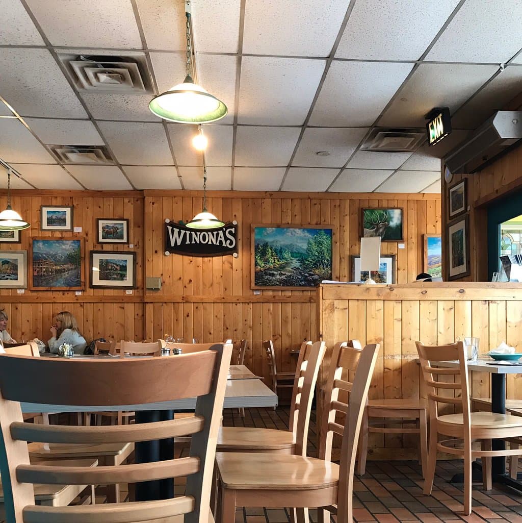 Winona's Restaurant and Bakery