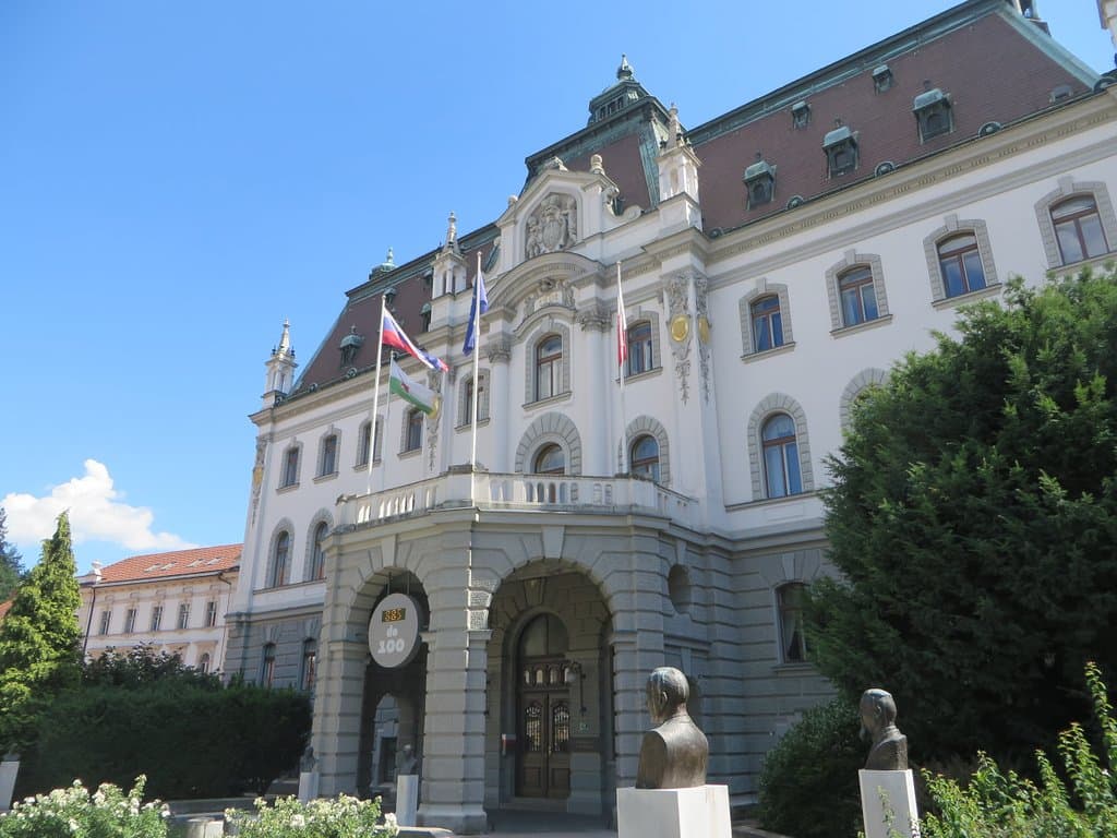 prestigiosa università