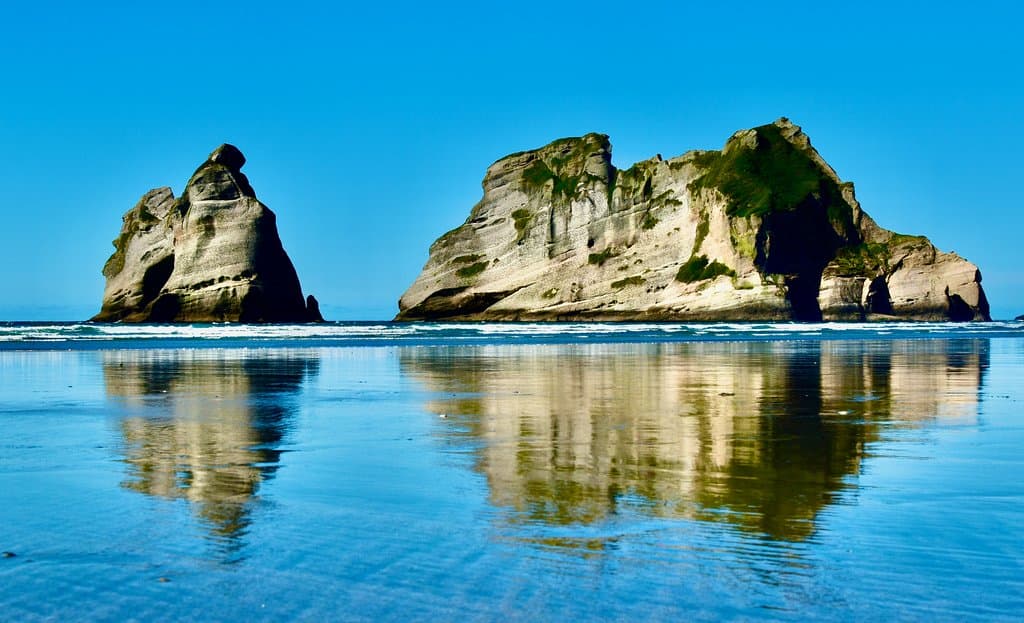 The Arch Rocks