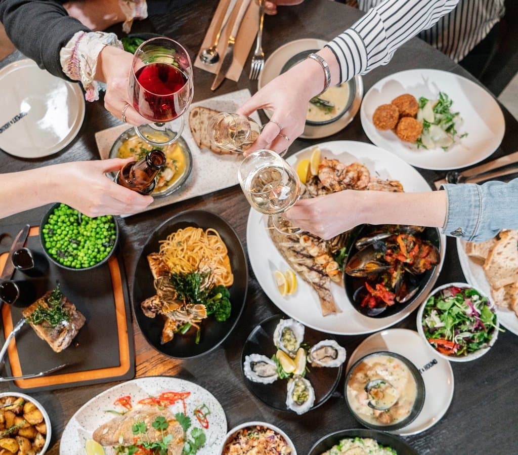 Menu designed to share