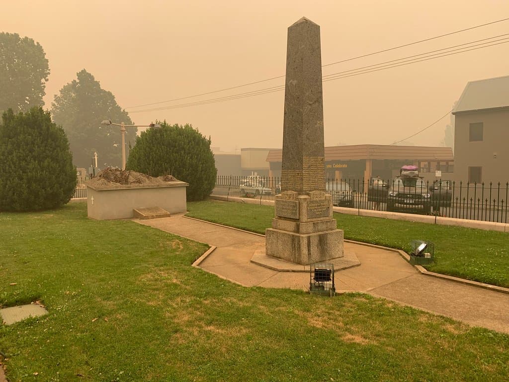 Cooma Cenotaph - Cooma NSW