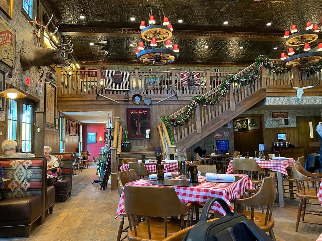 Inside views & Menu