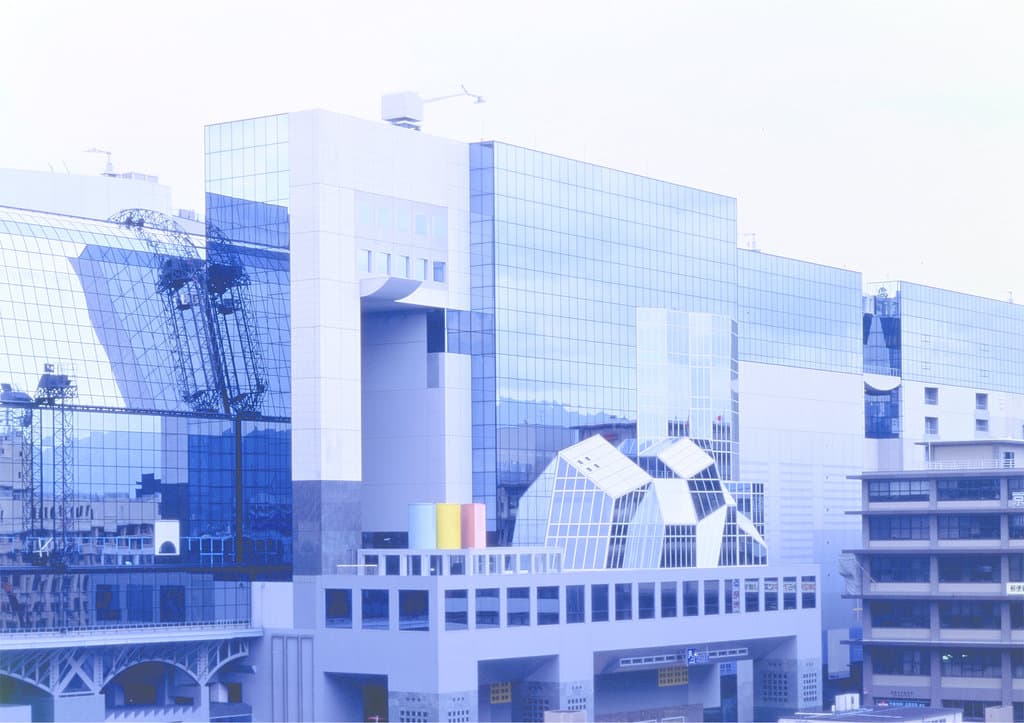 ジェイアール京都伊勢丹外観