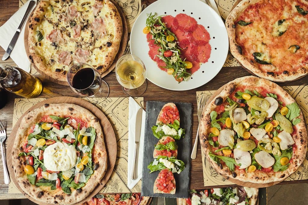 Inspired by the tradition and Italian cuisine heritage, L’Osteria aim to re-introduce some authentic Italian dishes and share this great Italian heritage to everyone. We will take you to an Italian journey through the taste and flavour from ‘nonna Cucina’, the Italian grandmother cuisine that created the dishes with love and passion...
 

