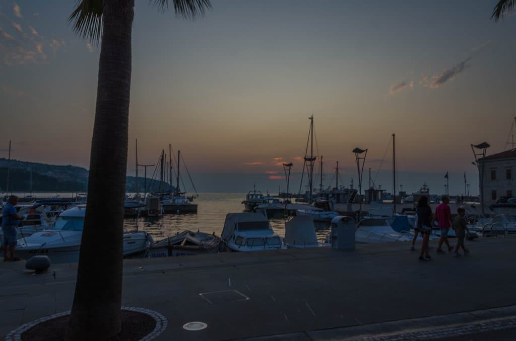 Marina o zmierzchu
