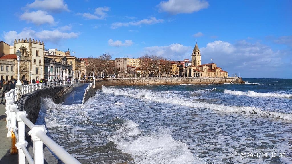 Playa de San Lorenzo
