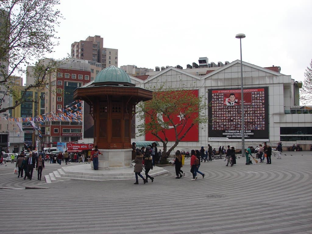 15 Temmuz Demokrasi Meydanı 16