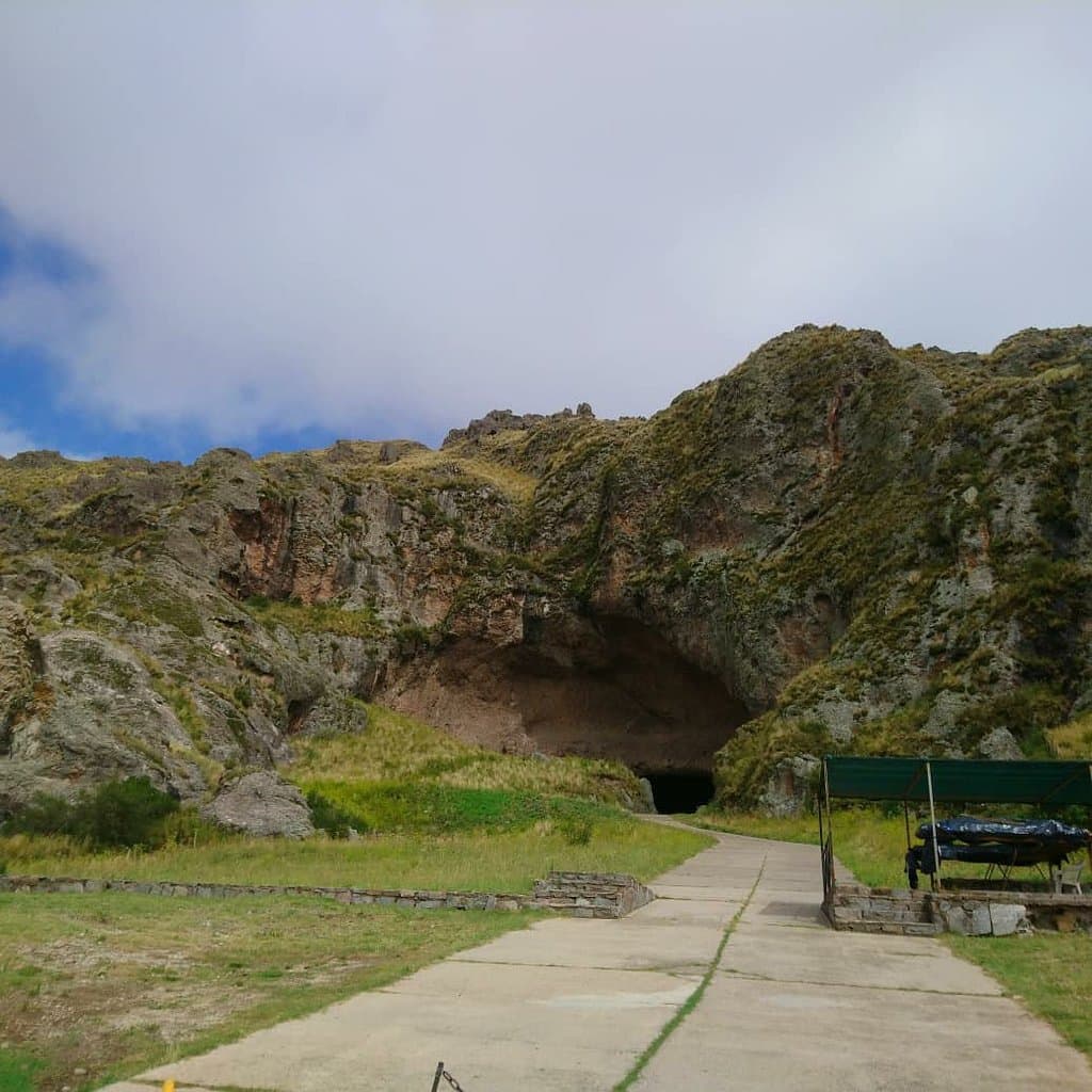 Inti Huasi Cave