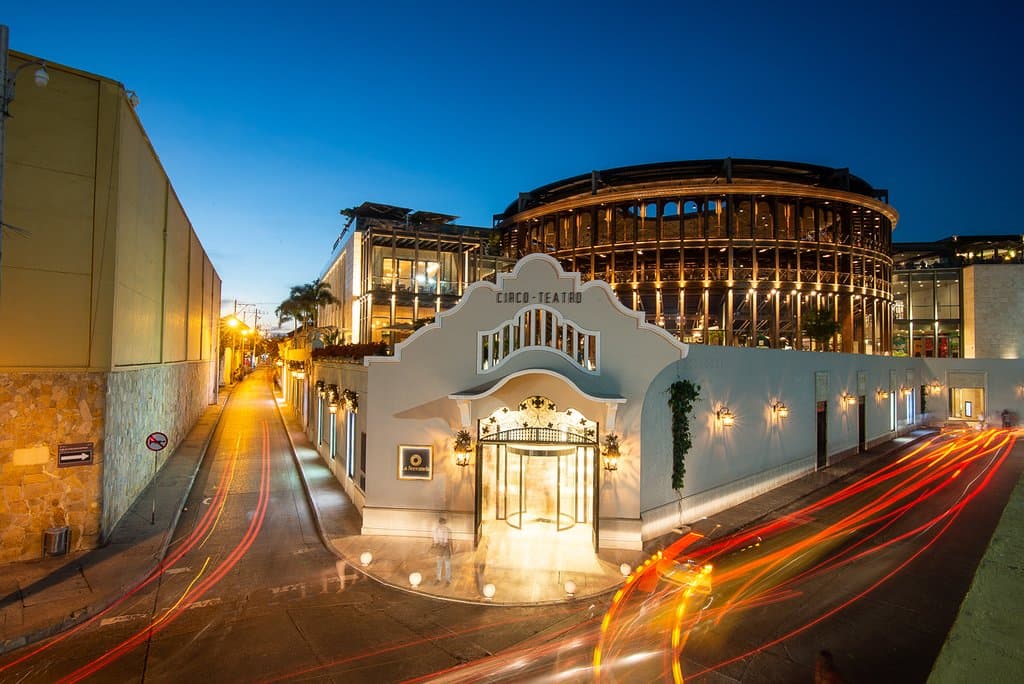 La Serrezuela es un centro comercial y cultural ubicado en El Barrio de San Diego de la icónica ciudad de Cartagena.