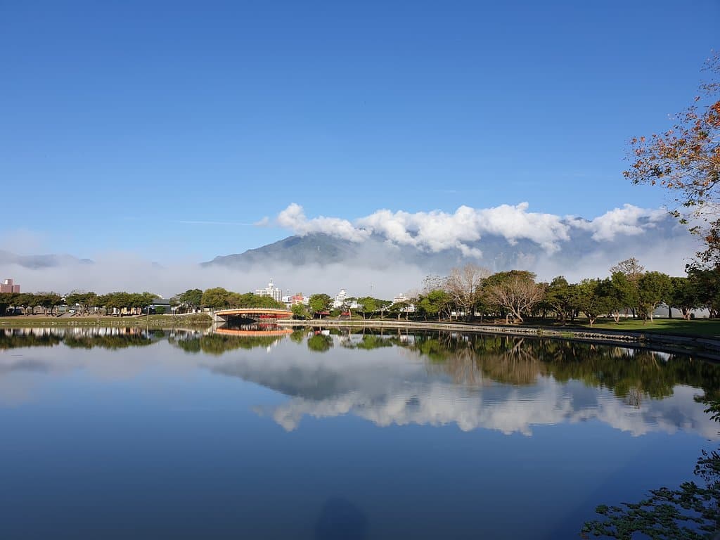 大波池