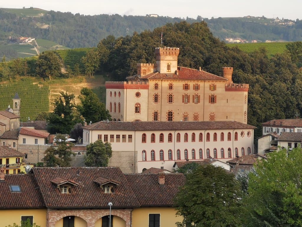 View of the castle from the road to Alba.