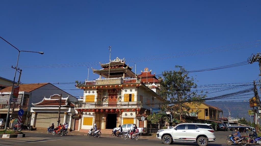 Pakse Chinese Temple