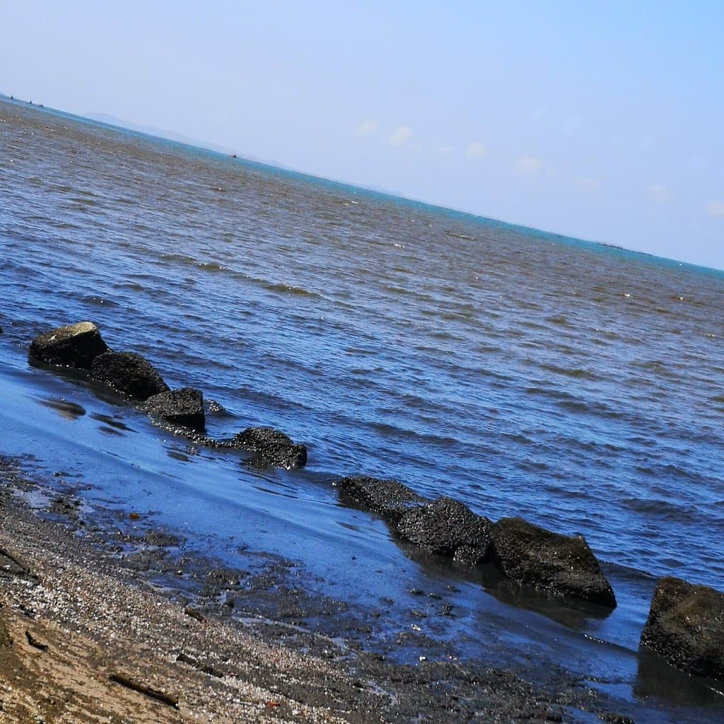 Krating Lai Beach