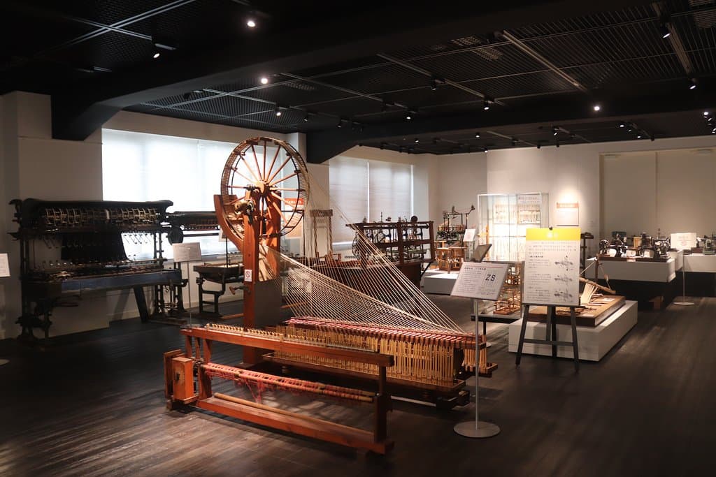 TUAT Koganei Campus Ginkgo Avenue