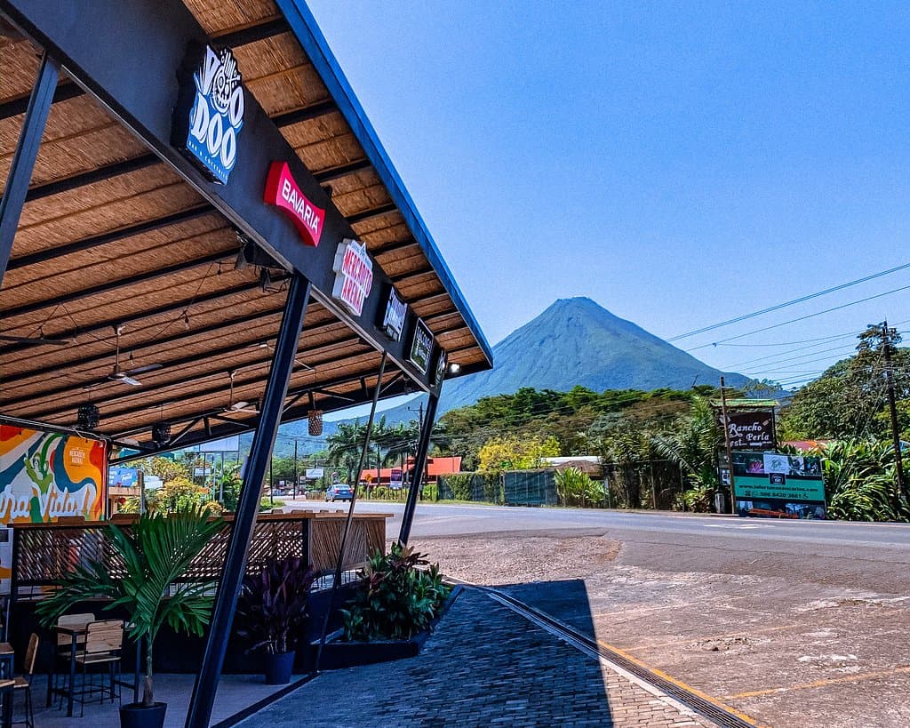 Mercadito Arenal, the new gastronomic market in La Fortuna! 