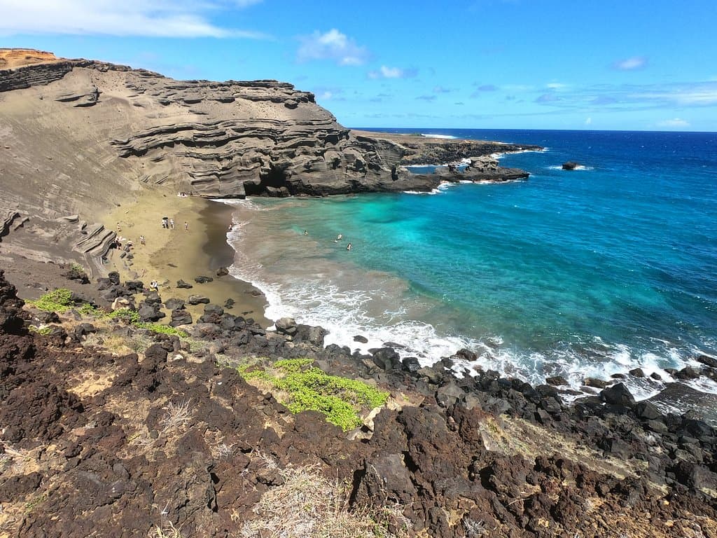 Papakōlea Green Sand Beach