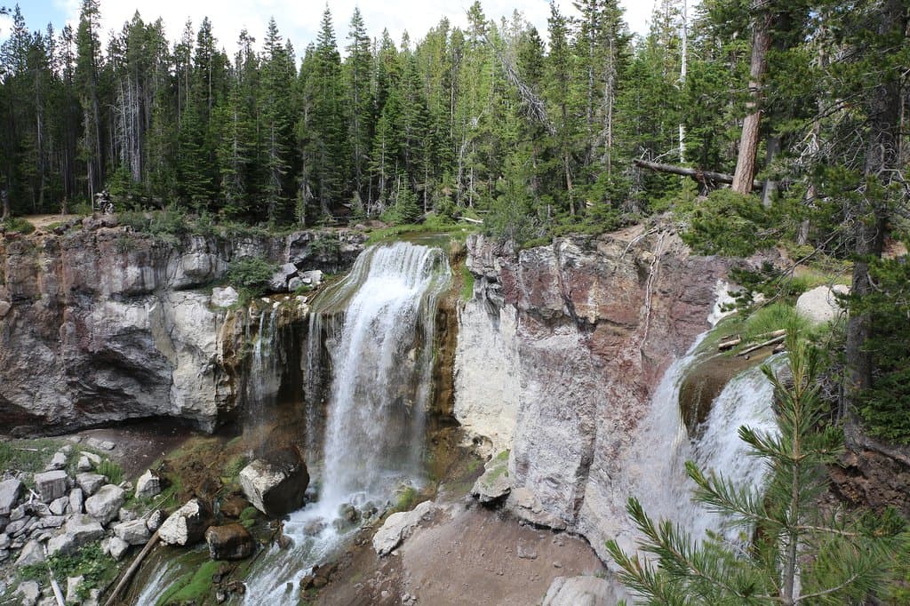 Paulina Creek Falls