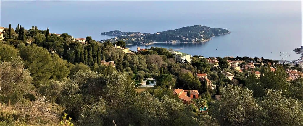  La baie de Villefranche et le Cap Ferrat