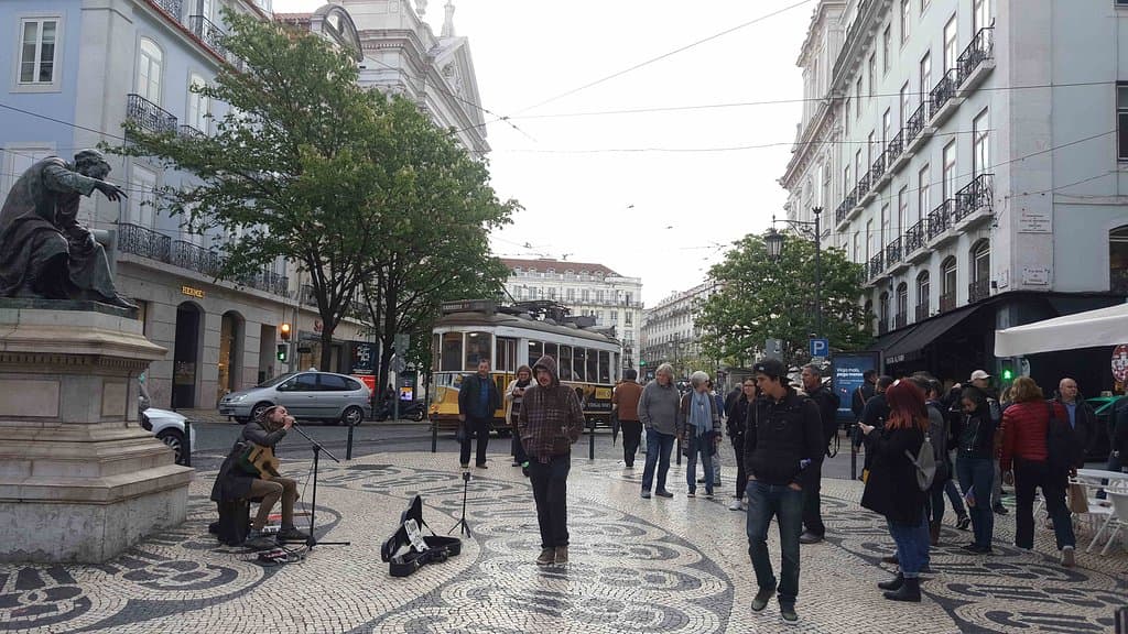 Statue of Antonio Riberio