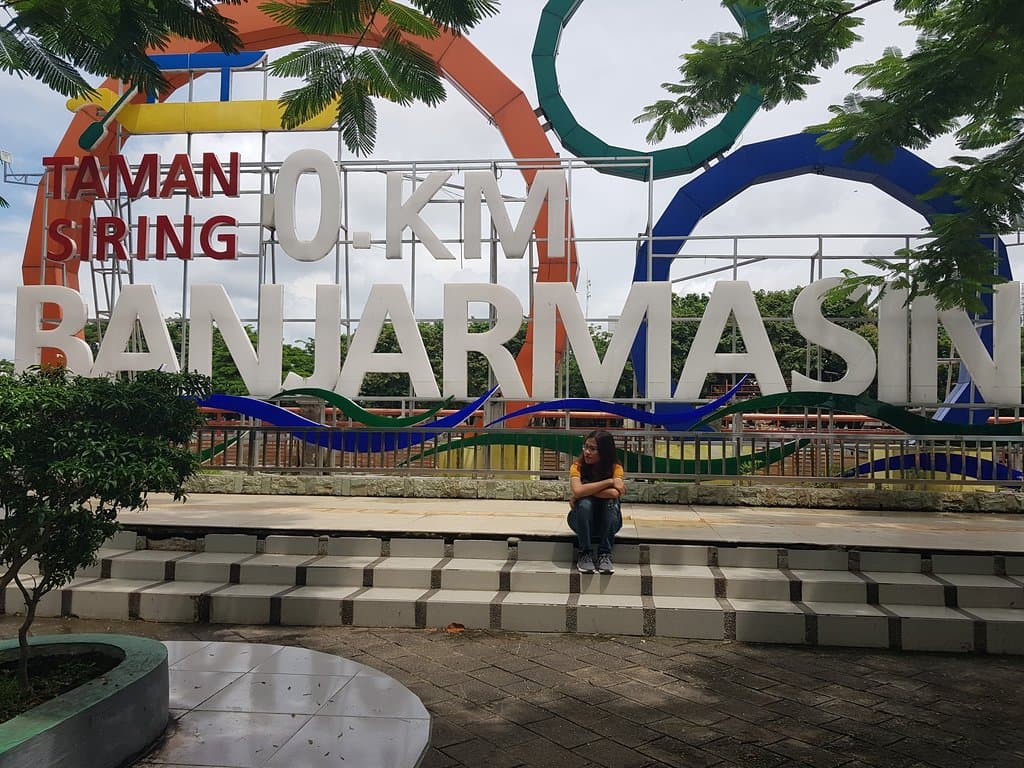 This is zero kilometer of Banjarmasin.. located at the edge of Martapura river.
